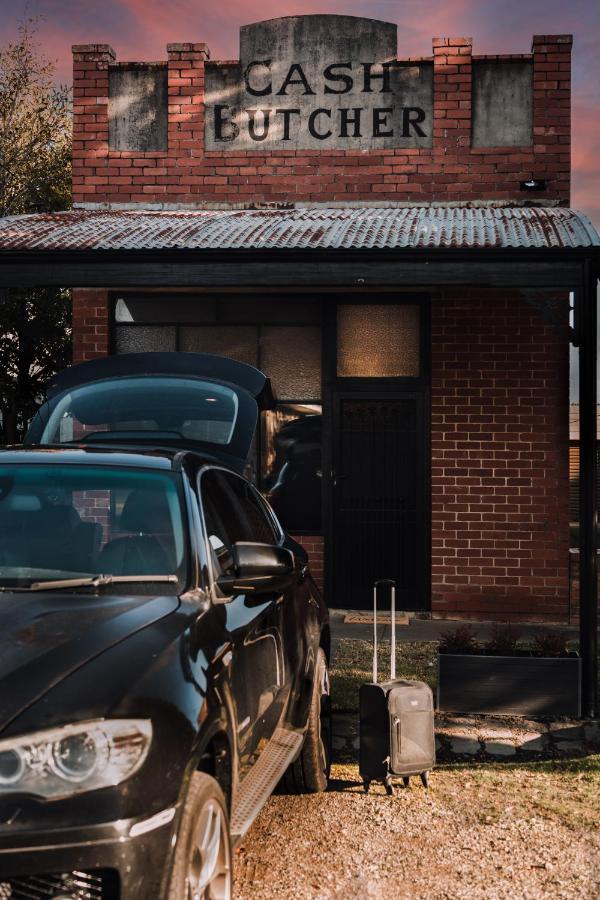 The Cash Butcher - Classy & Centrally Located Ballarat Luaran gambar